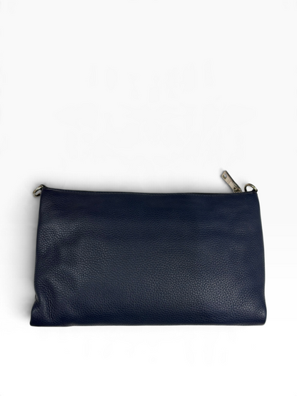 Prada - sac pochette cuir grainé marine