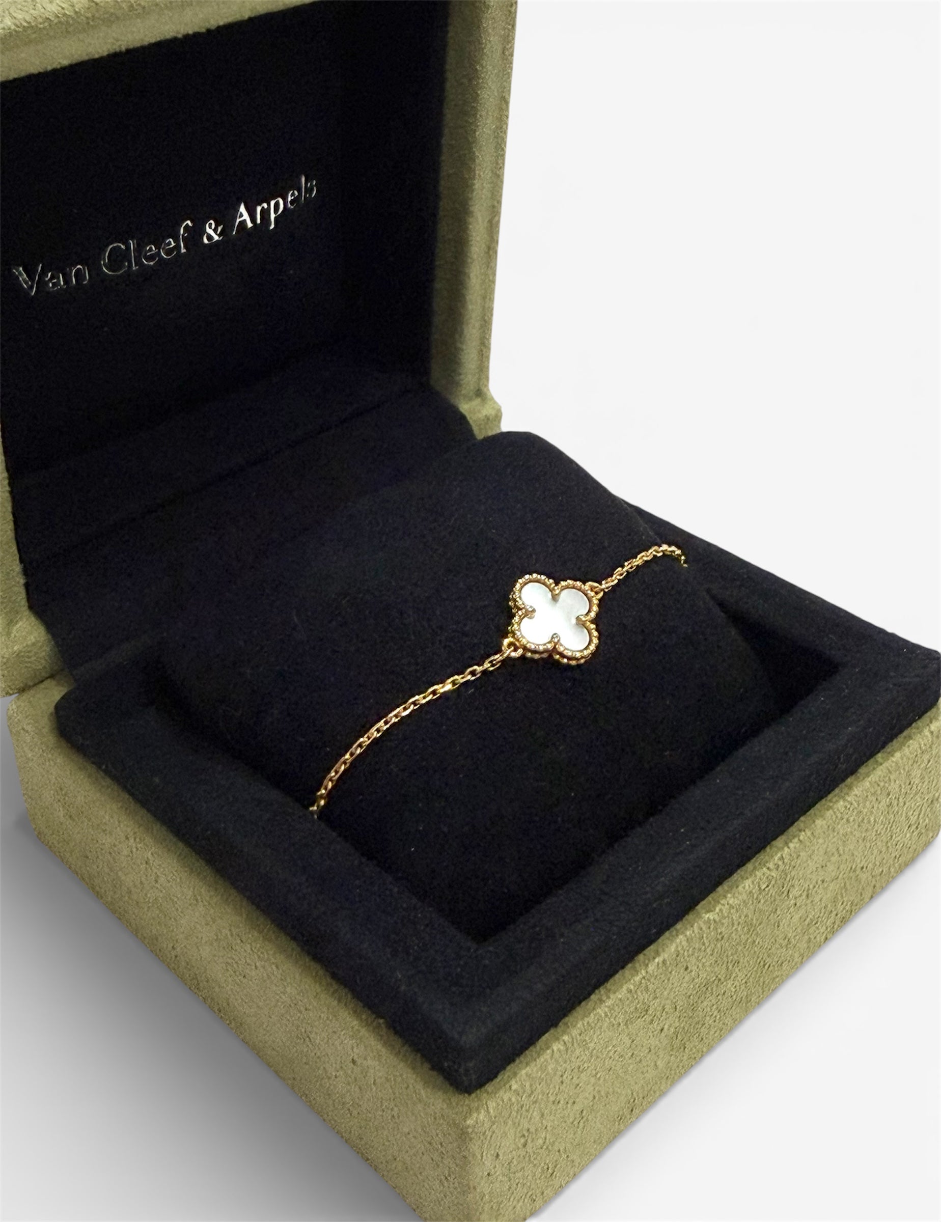 Van Cleef &amp; Arpels - Bracelet Sweet Alhambra