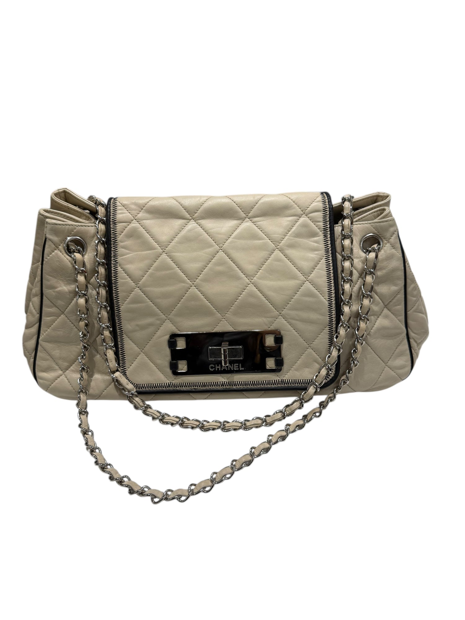 Chanel - Sac Modern Chain Flap Bag