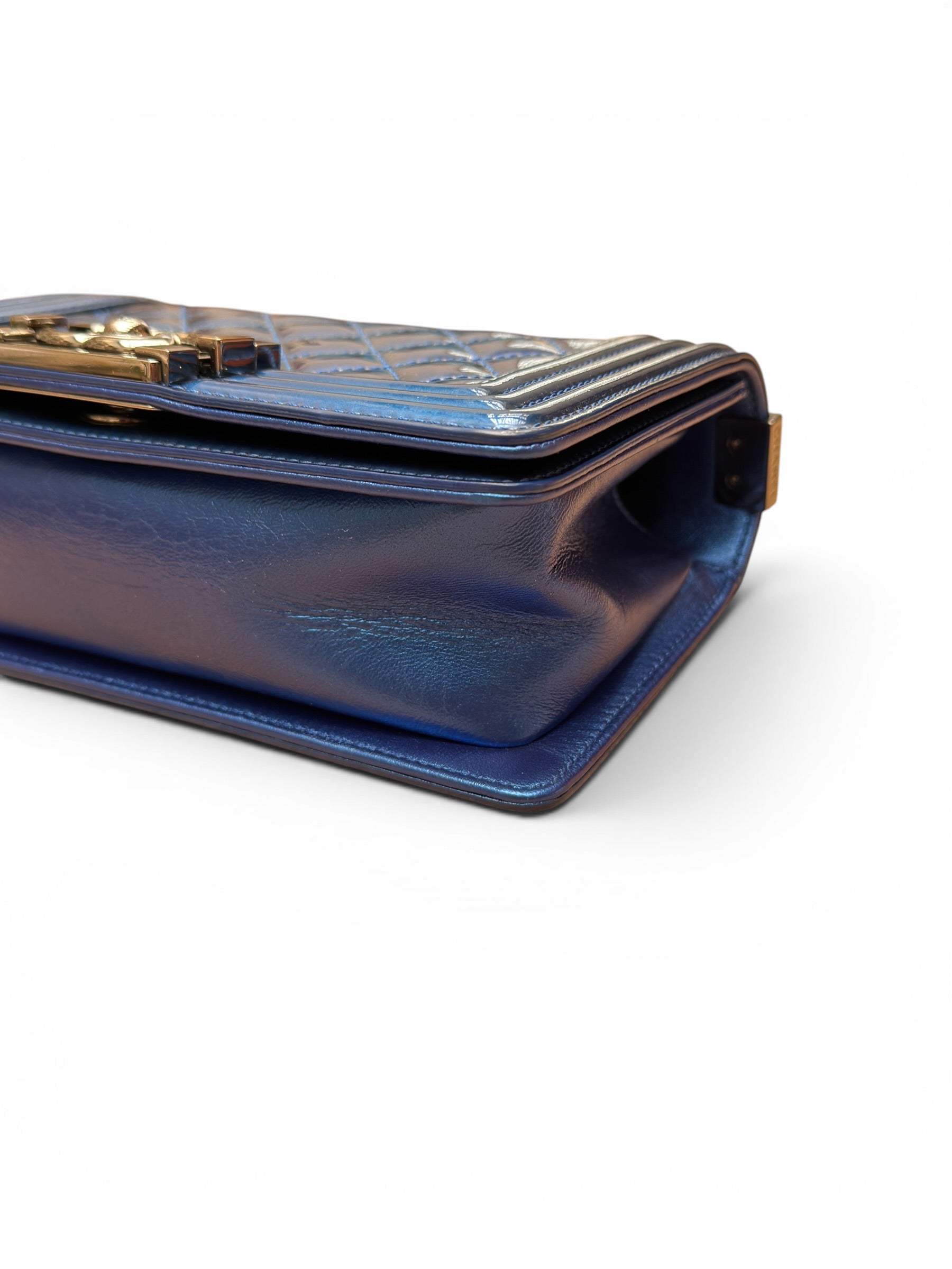 Chanel - Sac Boy PM vernis bleu