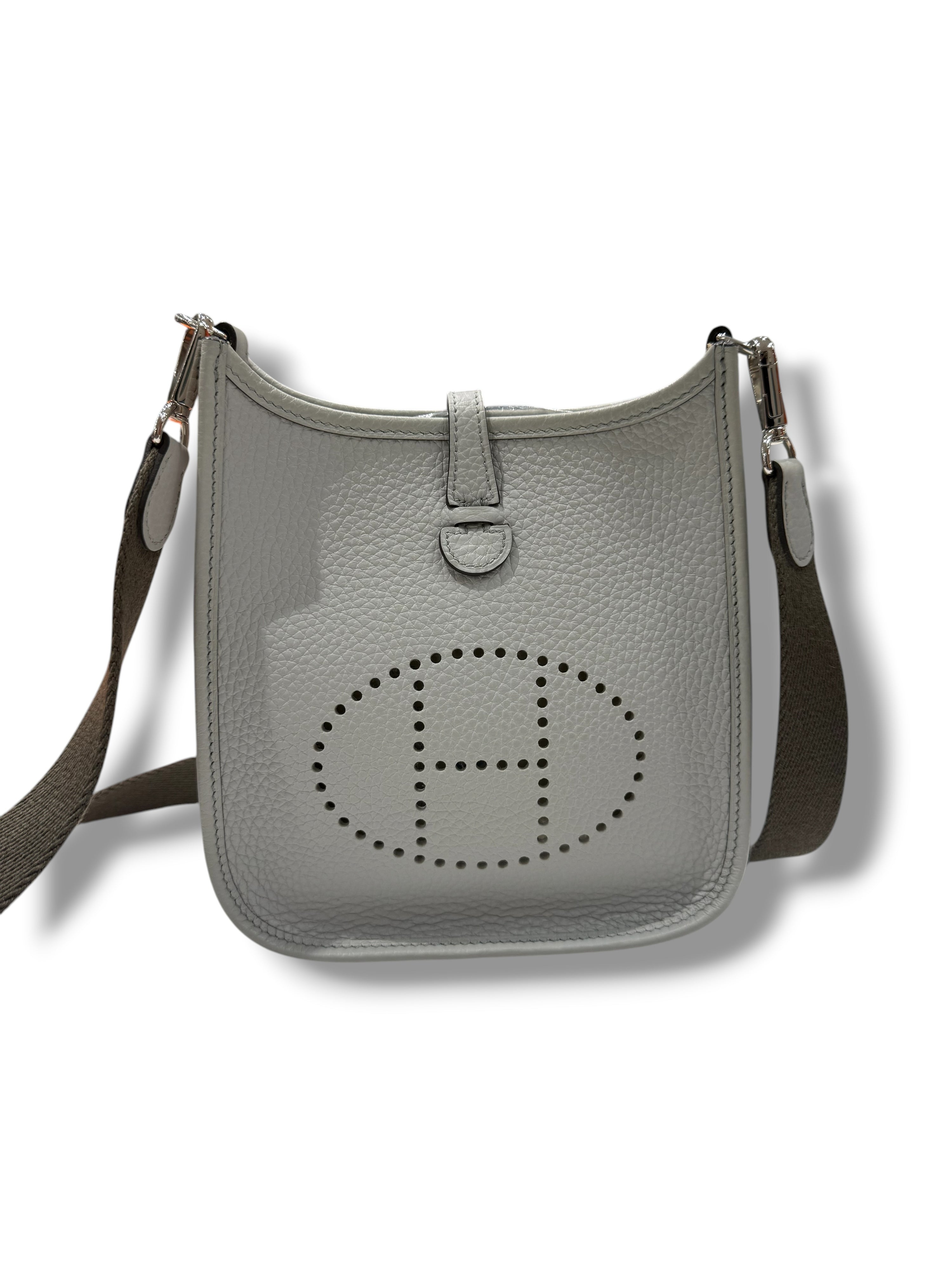 Hermès - Sac Evelyne 16 Bleu pâle PHW