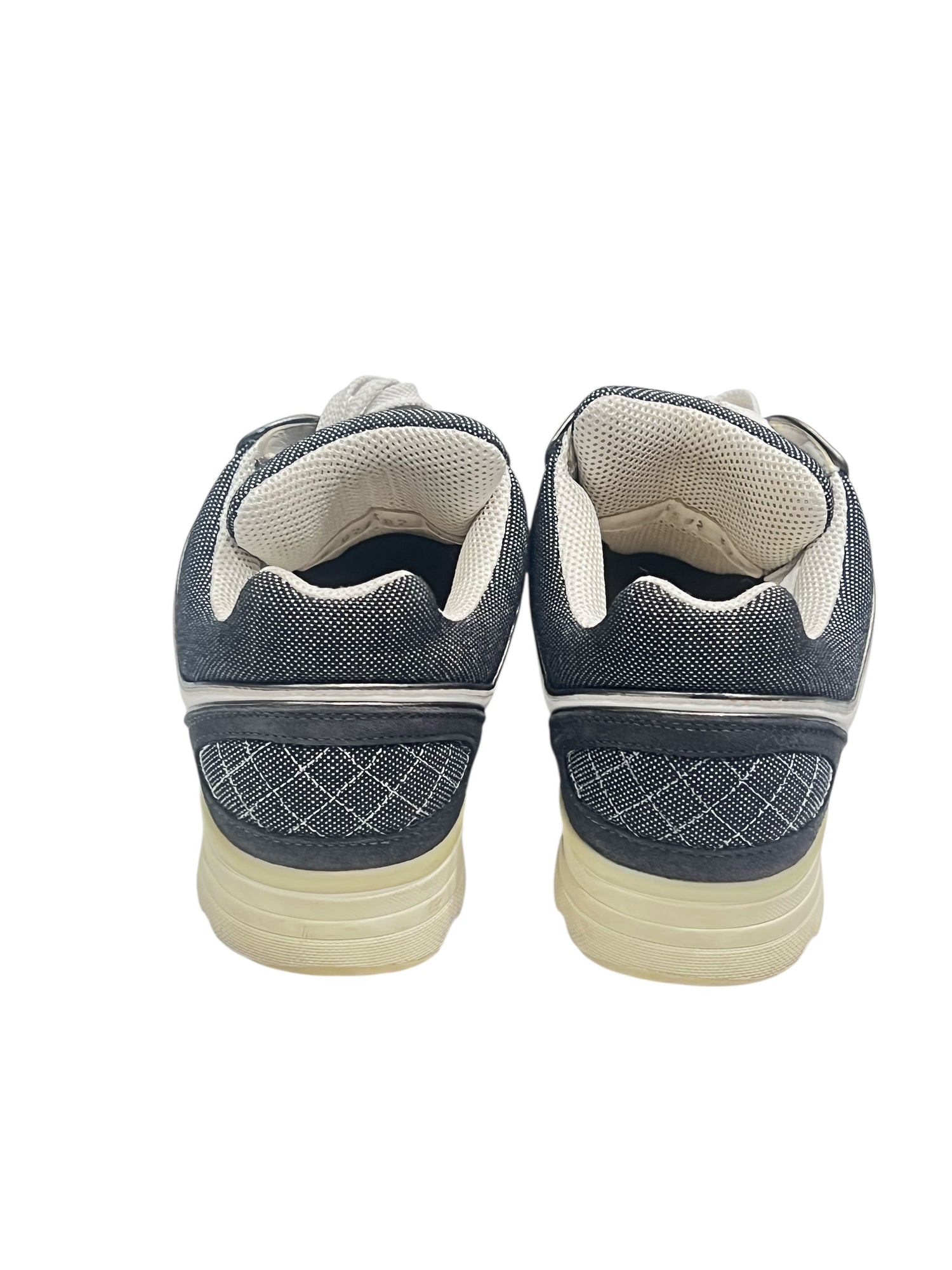 Chanel -Sneakers supermarket cuir et daim gris T37,5