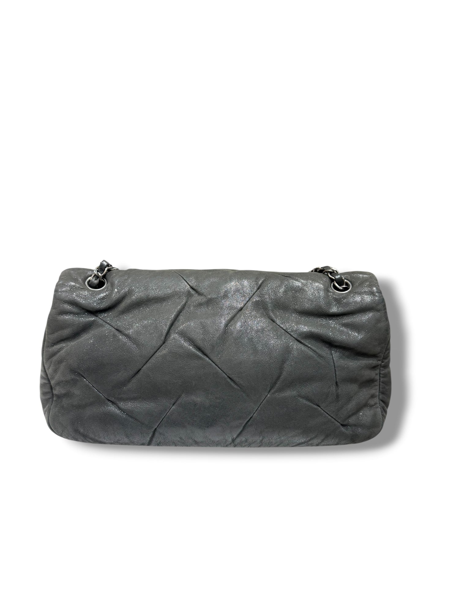 Chanel - Sac Classique allongé vert de gris irisé