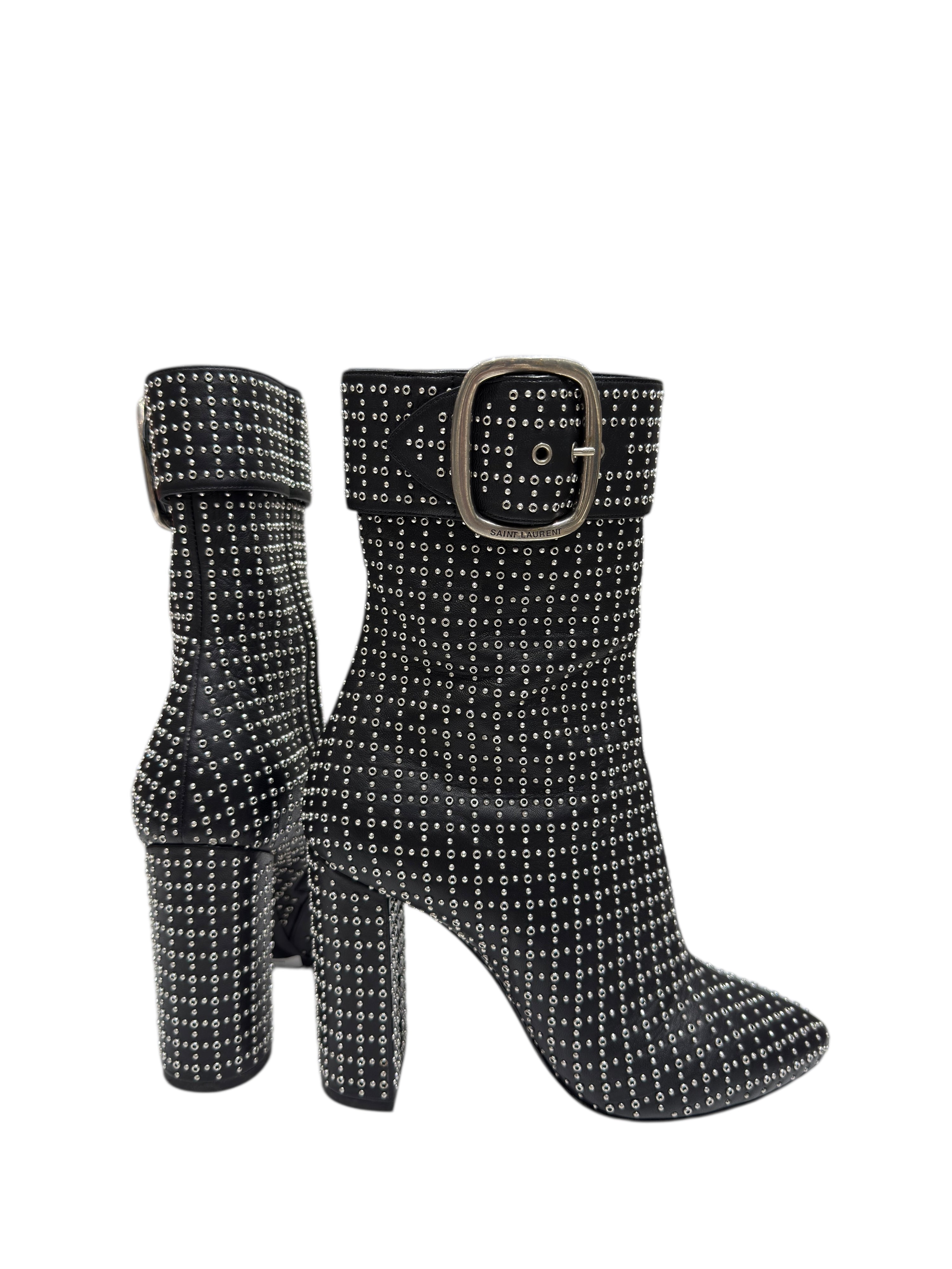 Saint Laurent - Schwarze Stiefeletten mit durchlochten Nieten und silberner Schnalle Gr. 40