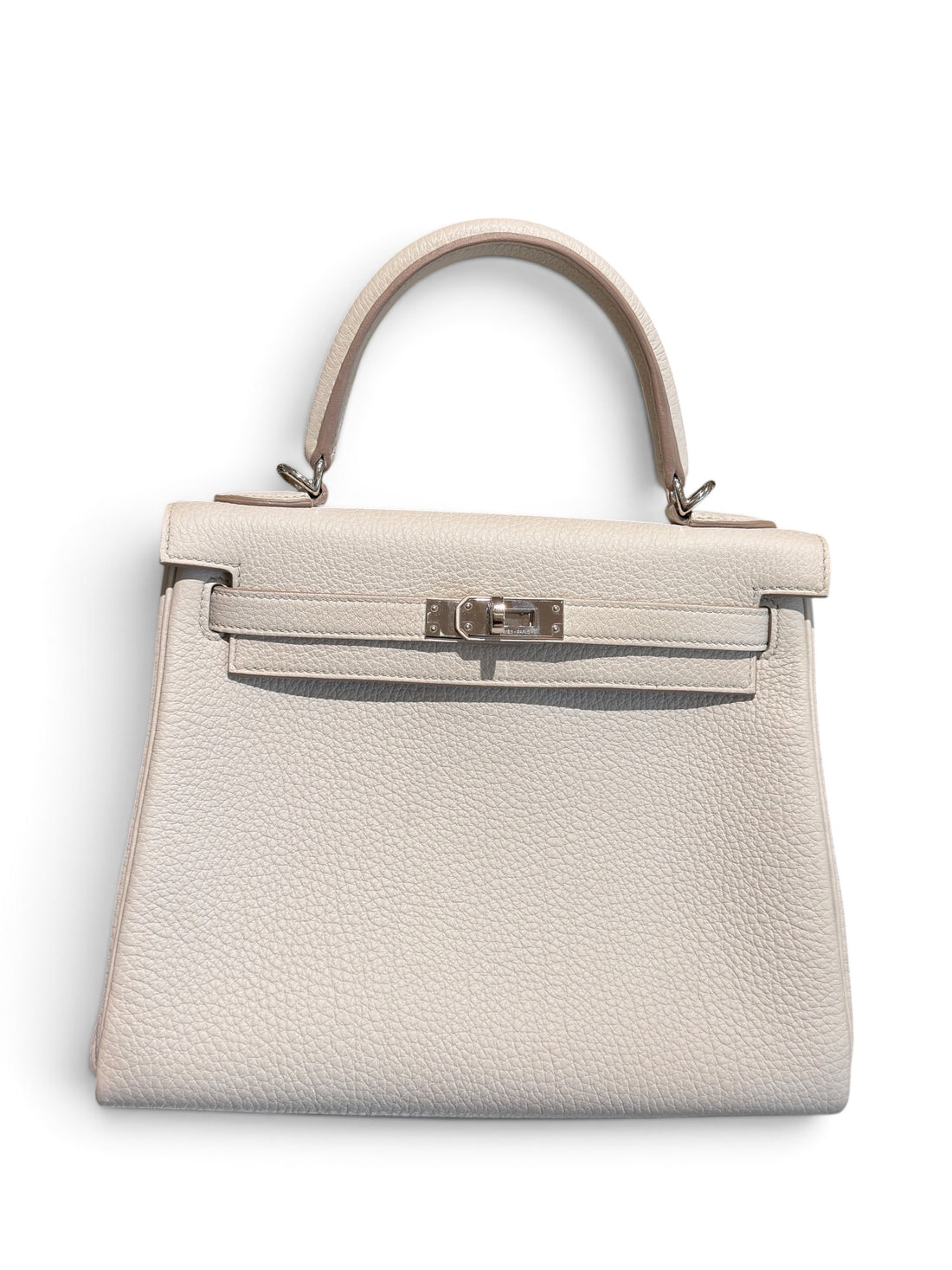 Hermès – Kelly 25 aus Togo-Leder in Beton