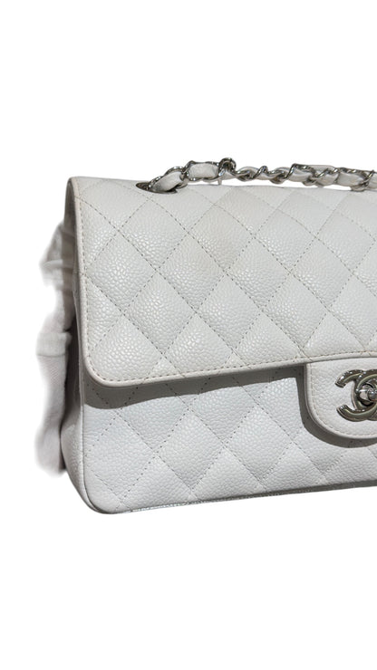 Chanel - Sac Timeless Moyen blanc caviar