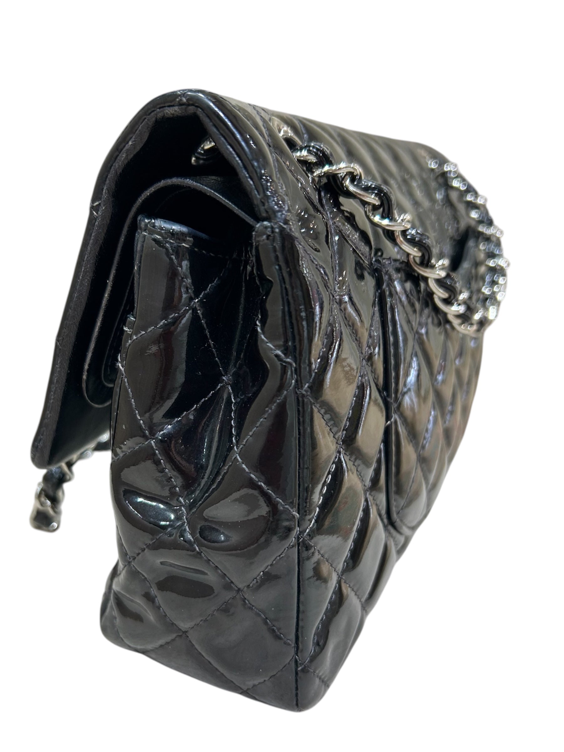 Chanel - Timeless classique noir vernis