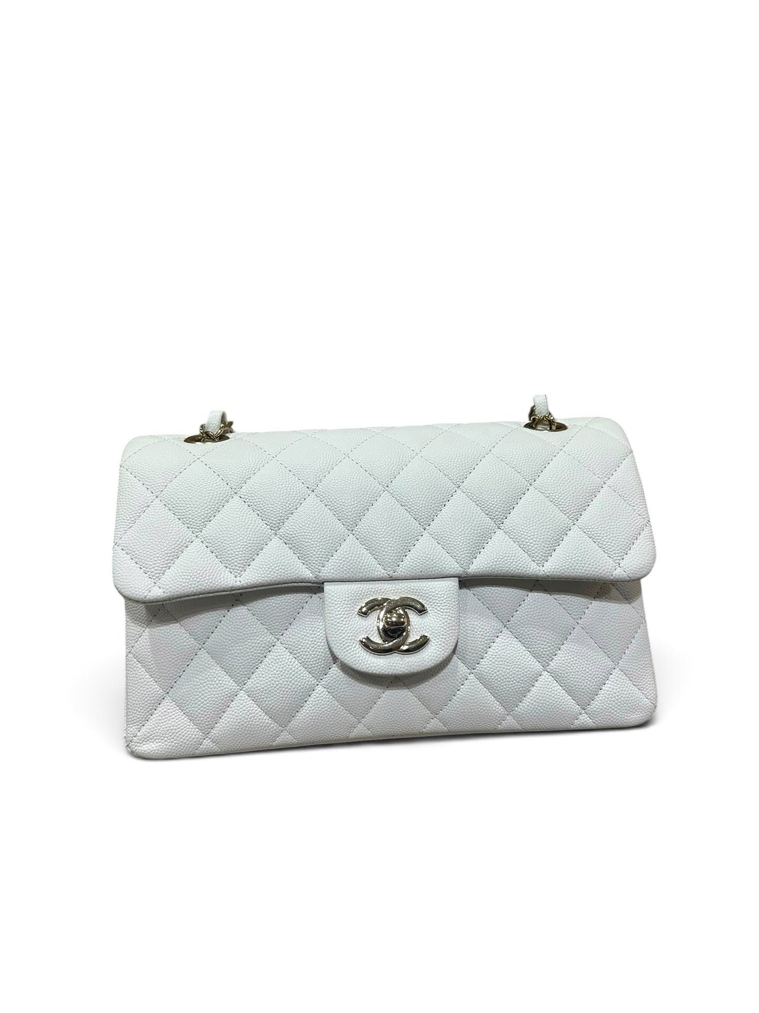 Chanel - Timeless Classique Blanc Caviar