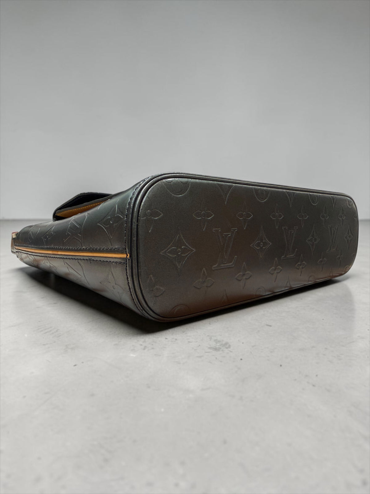 Louis Vuitton - Sac porté épaule Alston en cuir Monogramme Mat Noir