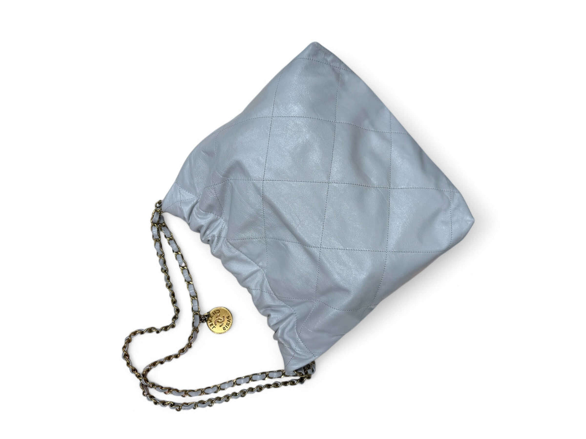 Chanel - Kleine Tasche 22 Hellgrau