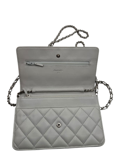 Chanel - Sac Wallet On Chain gris perle