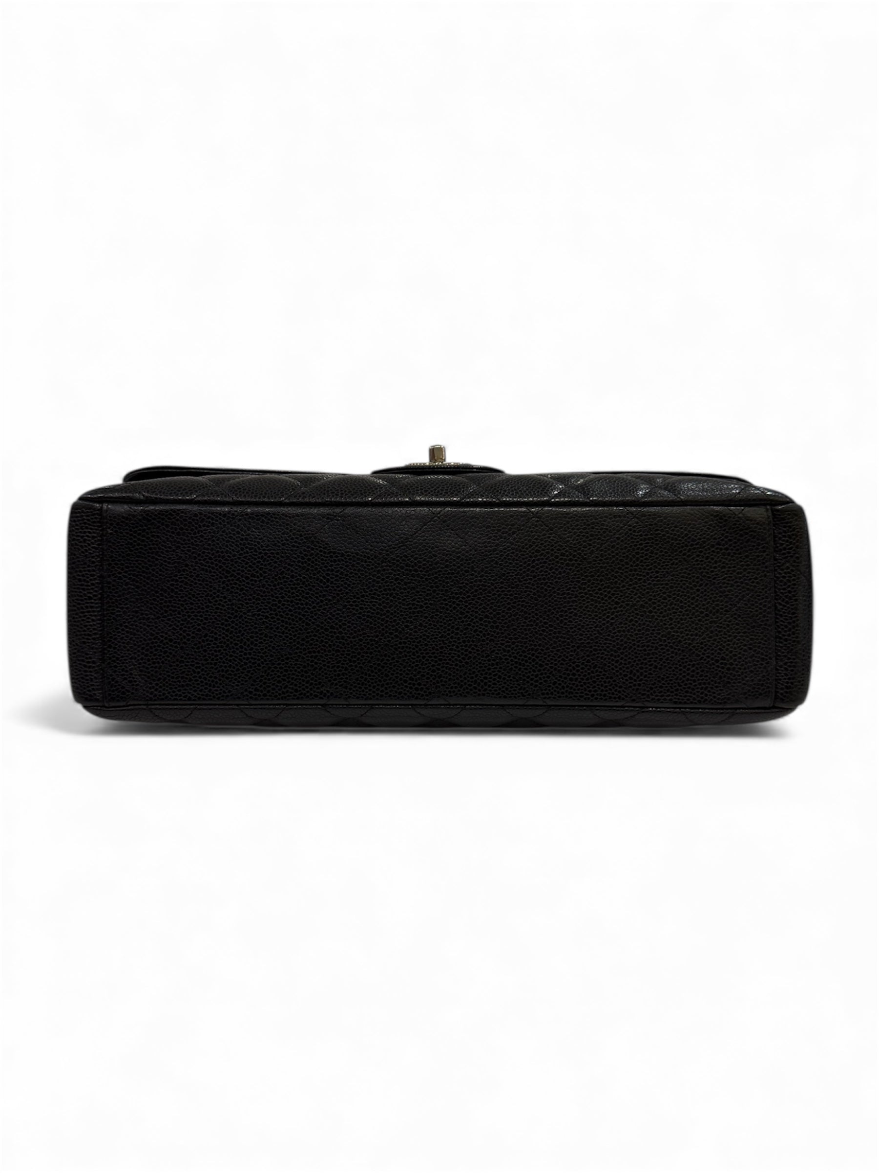 Chanel - Sac Maxi Jumbo simple rabat