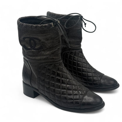 Chanel - Bottines cuir vernis T.37