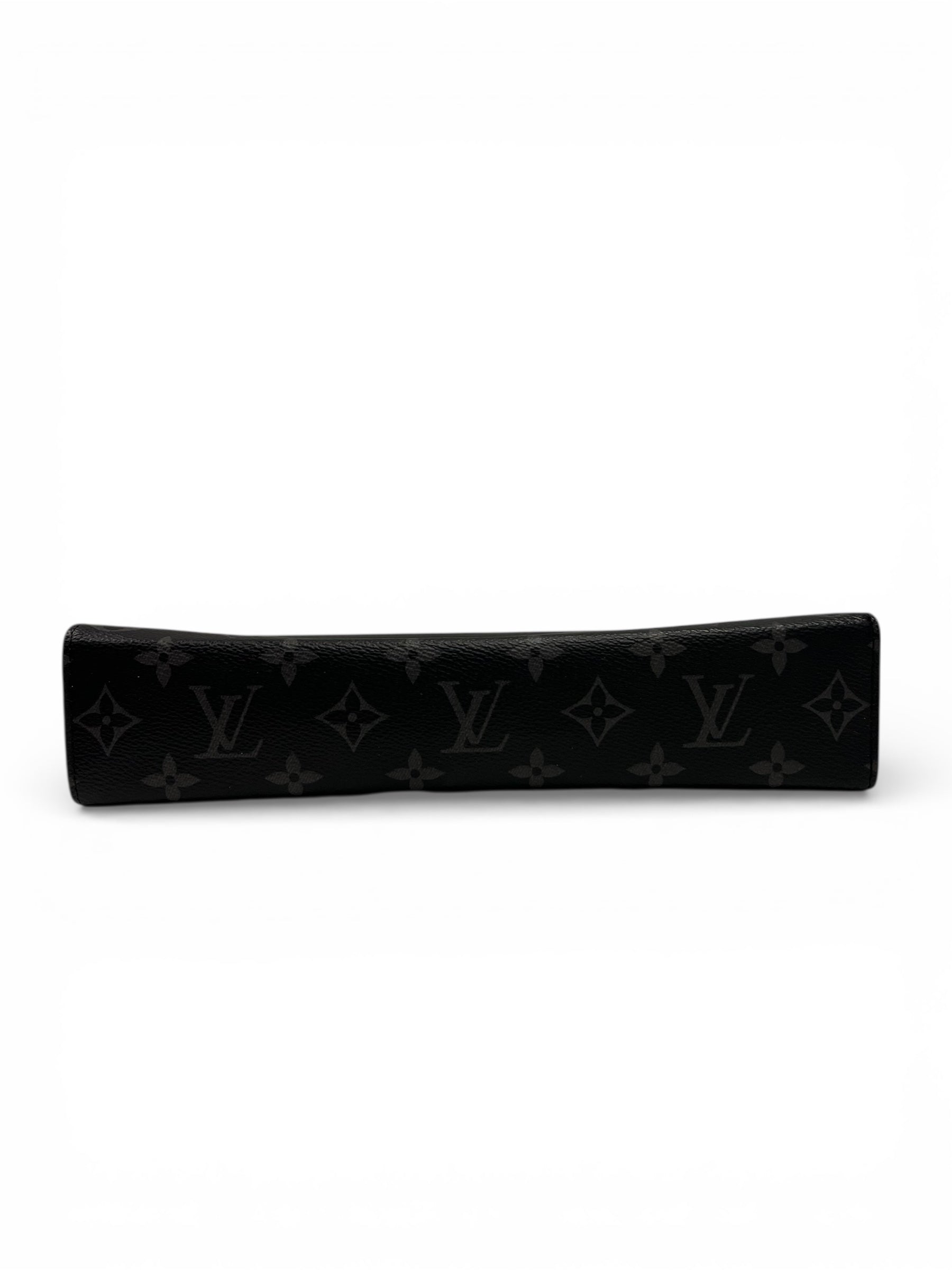 Louis Vuitton - Pochette Voyage MM