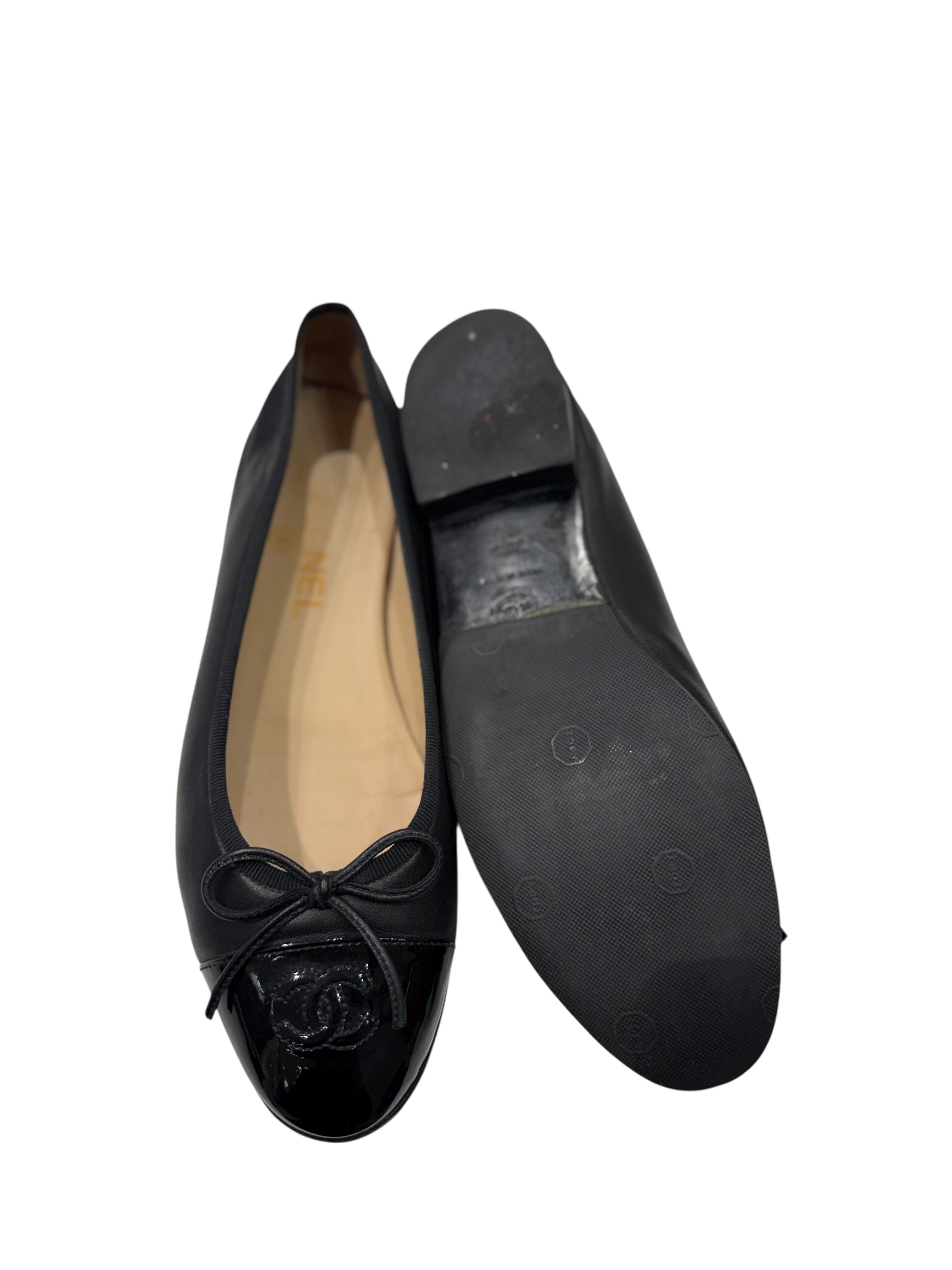 Chanel - Ballerines Classique T38 1/2 | Les Folies d’Eugénie