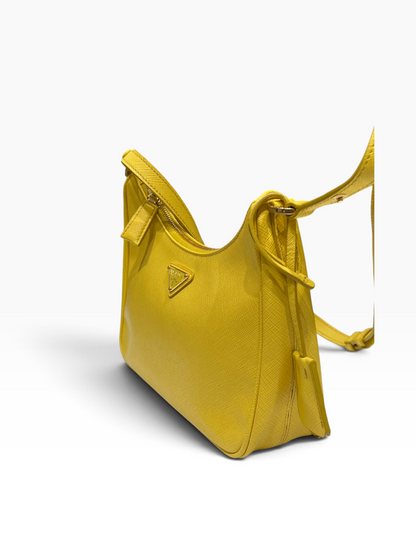 PRADA - sac re-édition cuir saffiano jaune