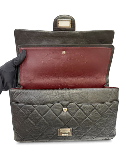 Chanel - Sac 2.55 30cm