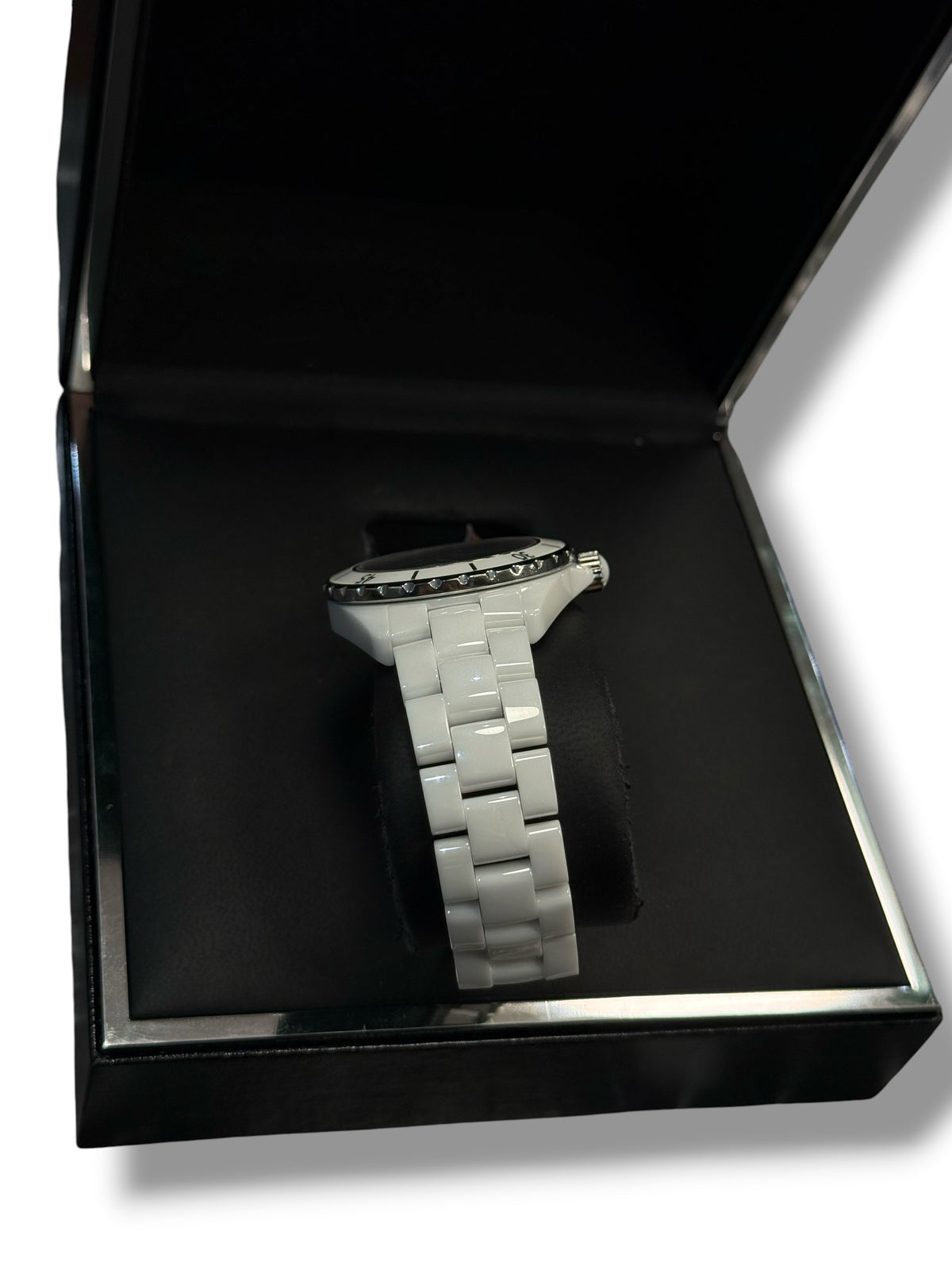 Chanel – J12 Date, 38 mm, Automatik, weißer Keramik