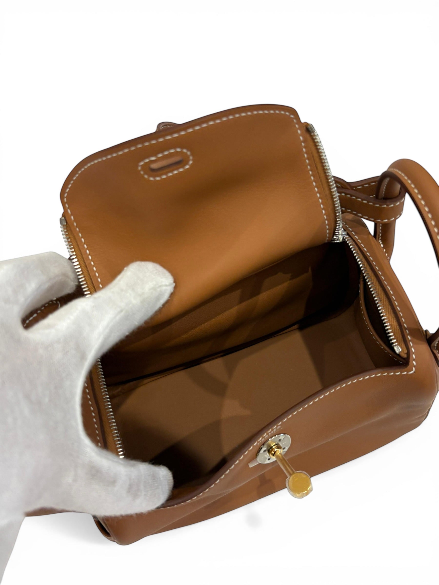 Hermès Mini Lindy Cuir Box Gold | Les Folies d’Eugénie