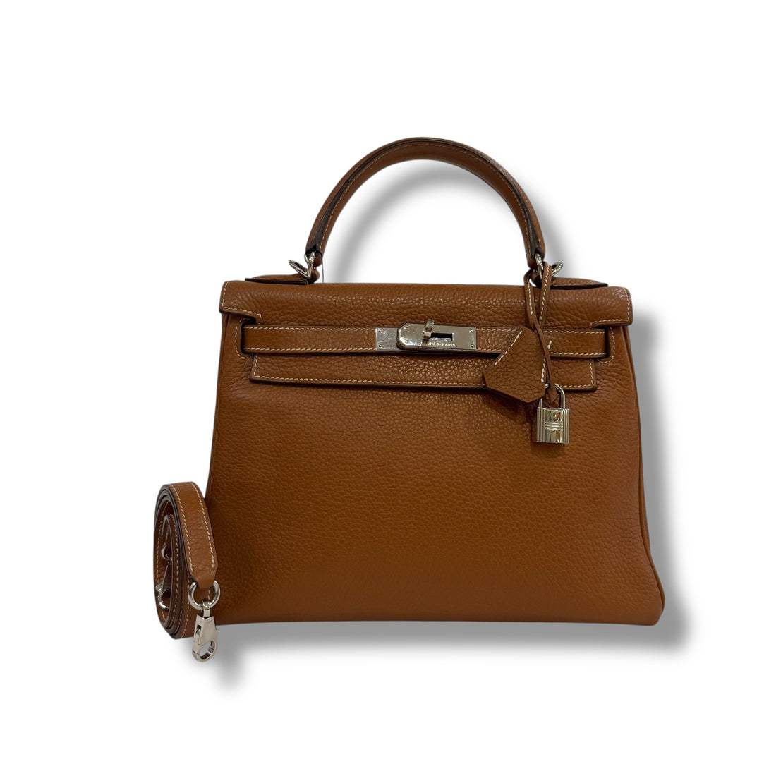 Hermès - Sac Kelly 28 Togo retourné Fauve