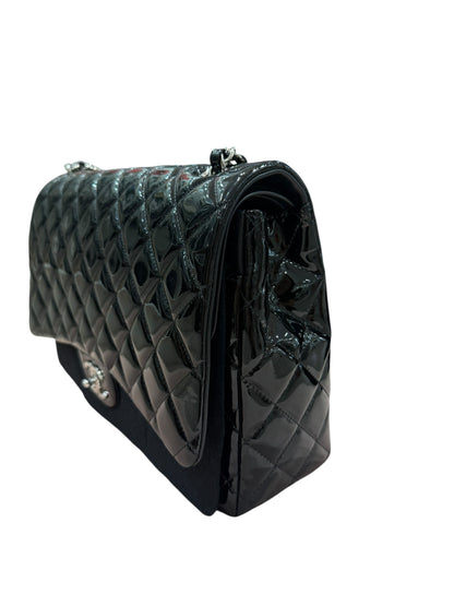 Chanel - Sac Classique 11:12 Maxi Jumbo en cuir vernis