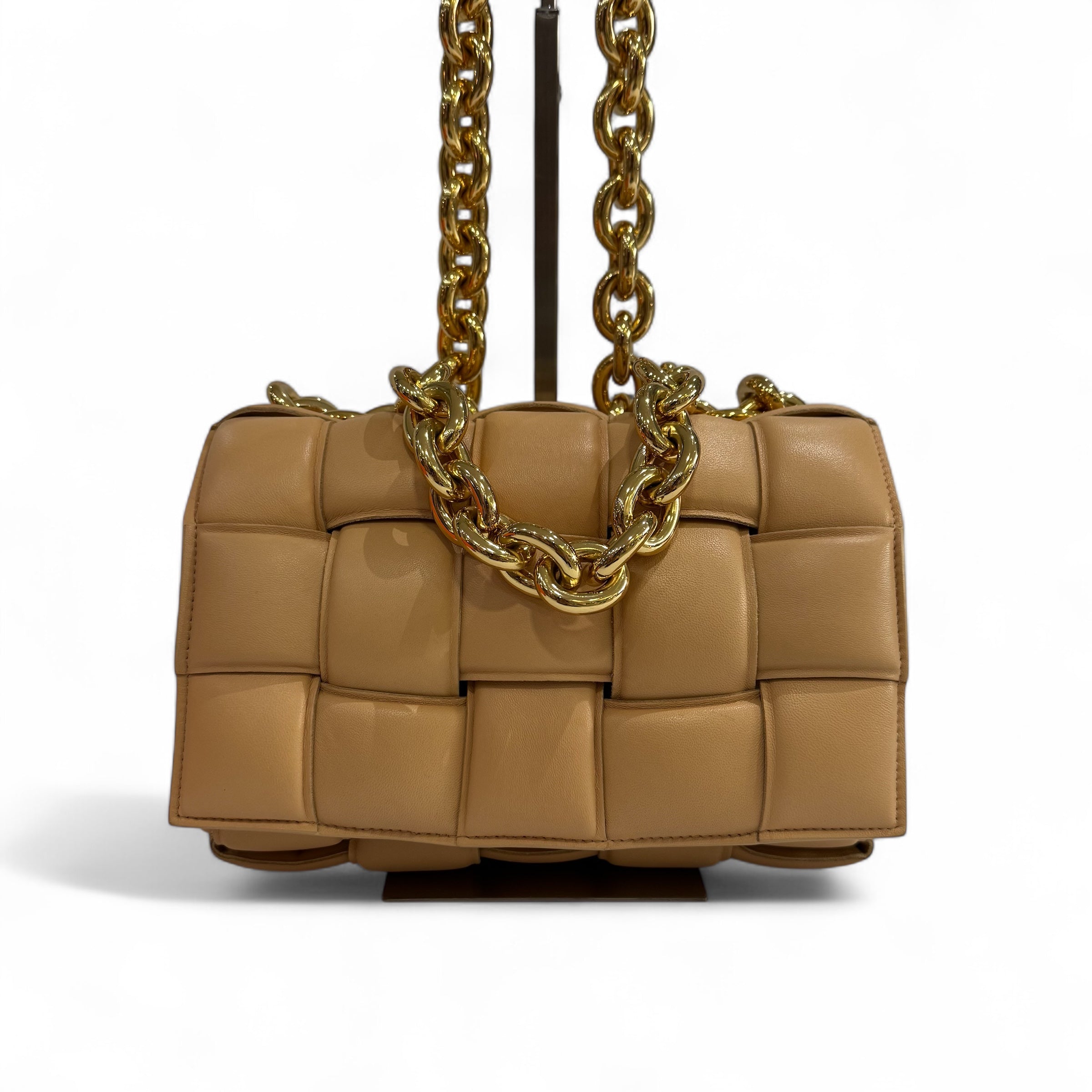Bottega Veneta - Kassetten-Tasche mit Kette