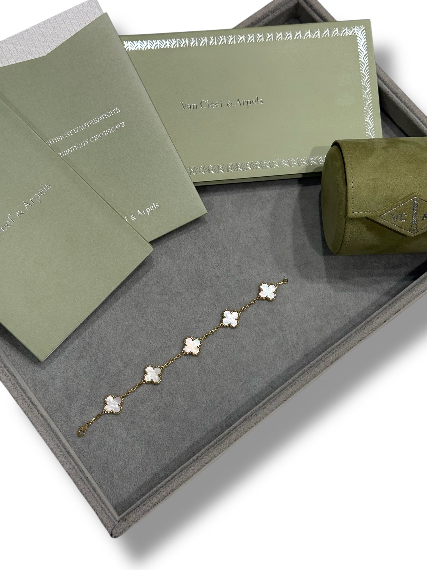 Van Cleef - Bracelet Vintage Alhambra 5 motifs Nacre