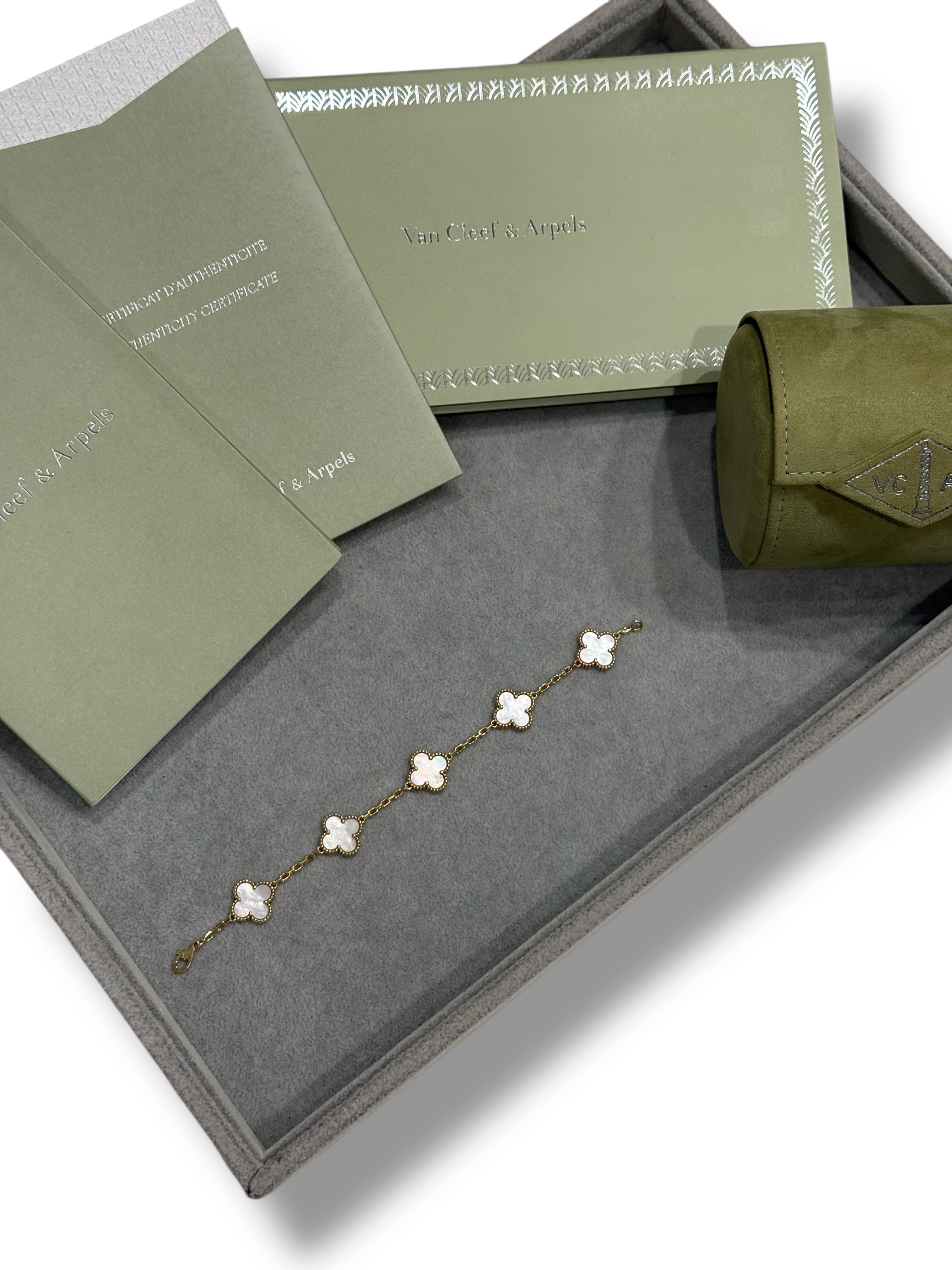 Van Cleef - Bracelet Vintage Alhambra 5 motifs Nacre