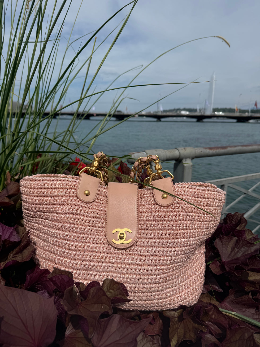 Chanel - Pink wicker basket bag