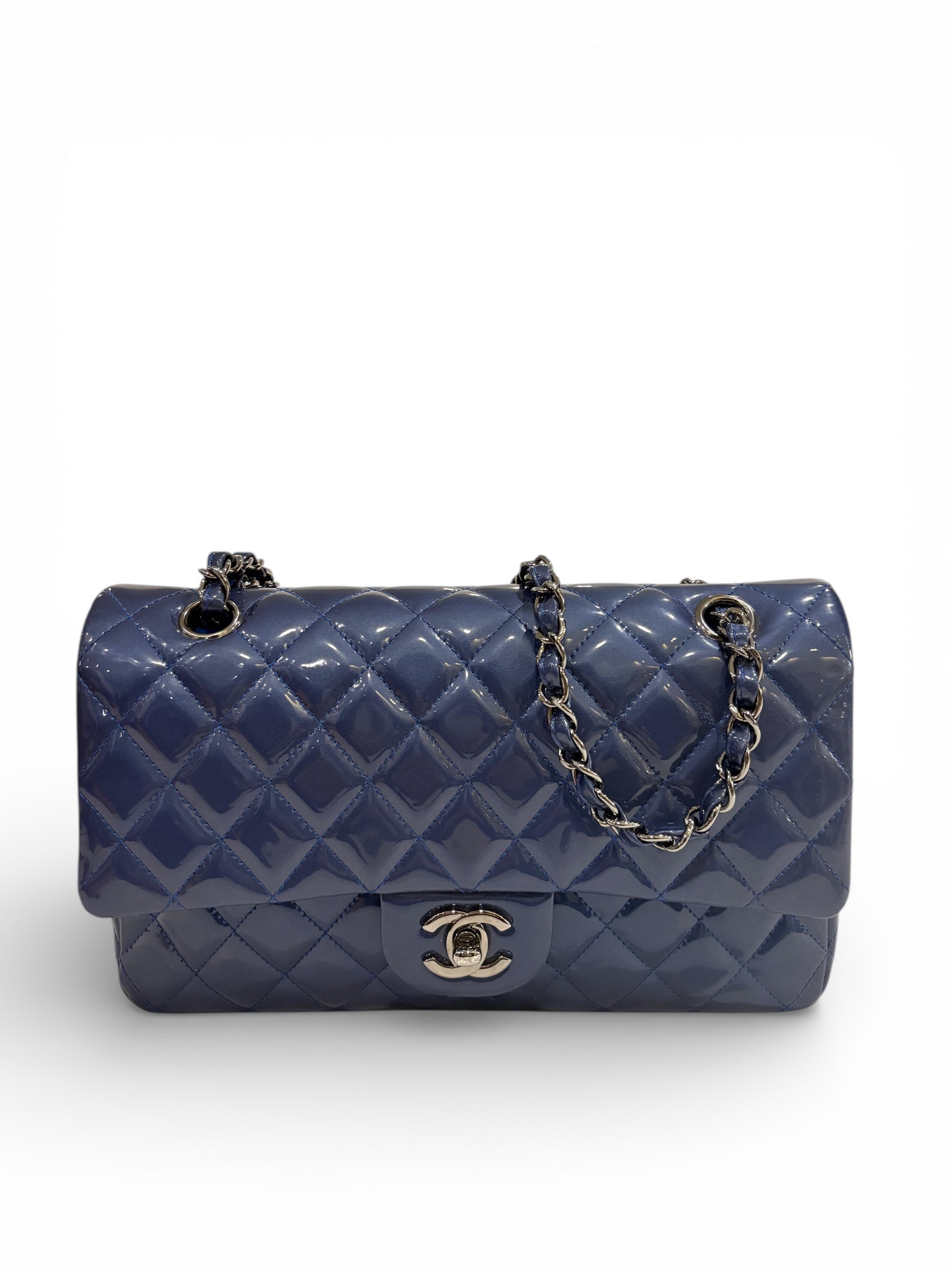 Chanel - Sac Timeless cuir vernis
