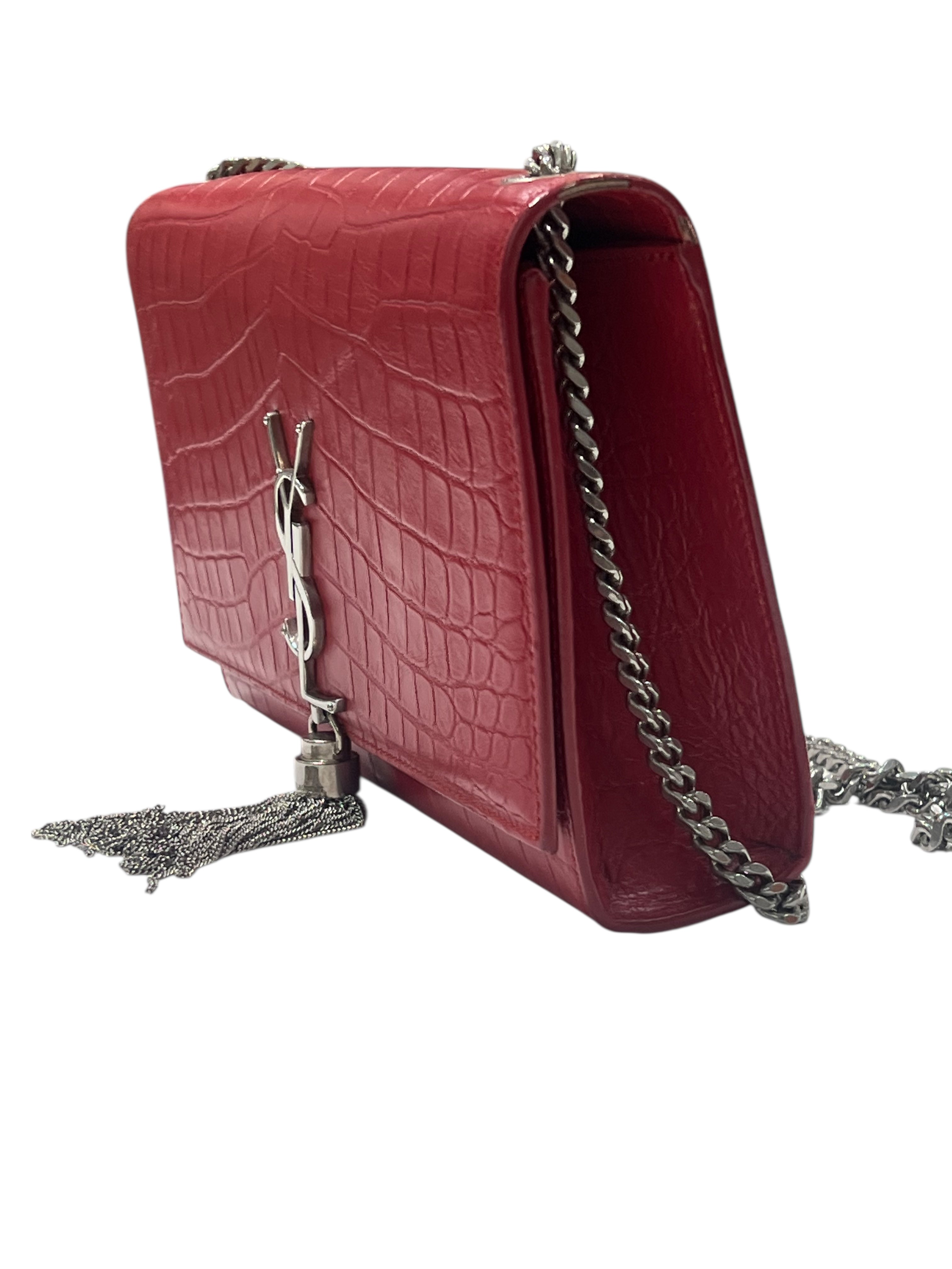 Saint Laurent - sac Kate pompon médium cuir façon croco rouge