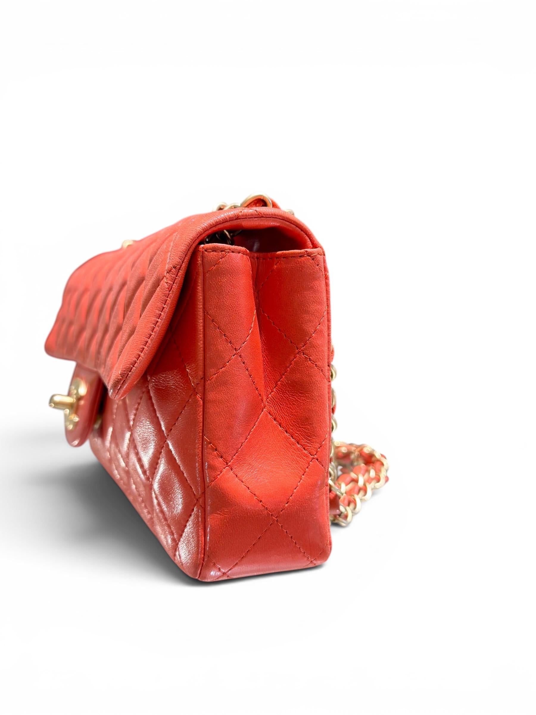 Chanel - Sac timeless allongé rose corail