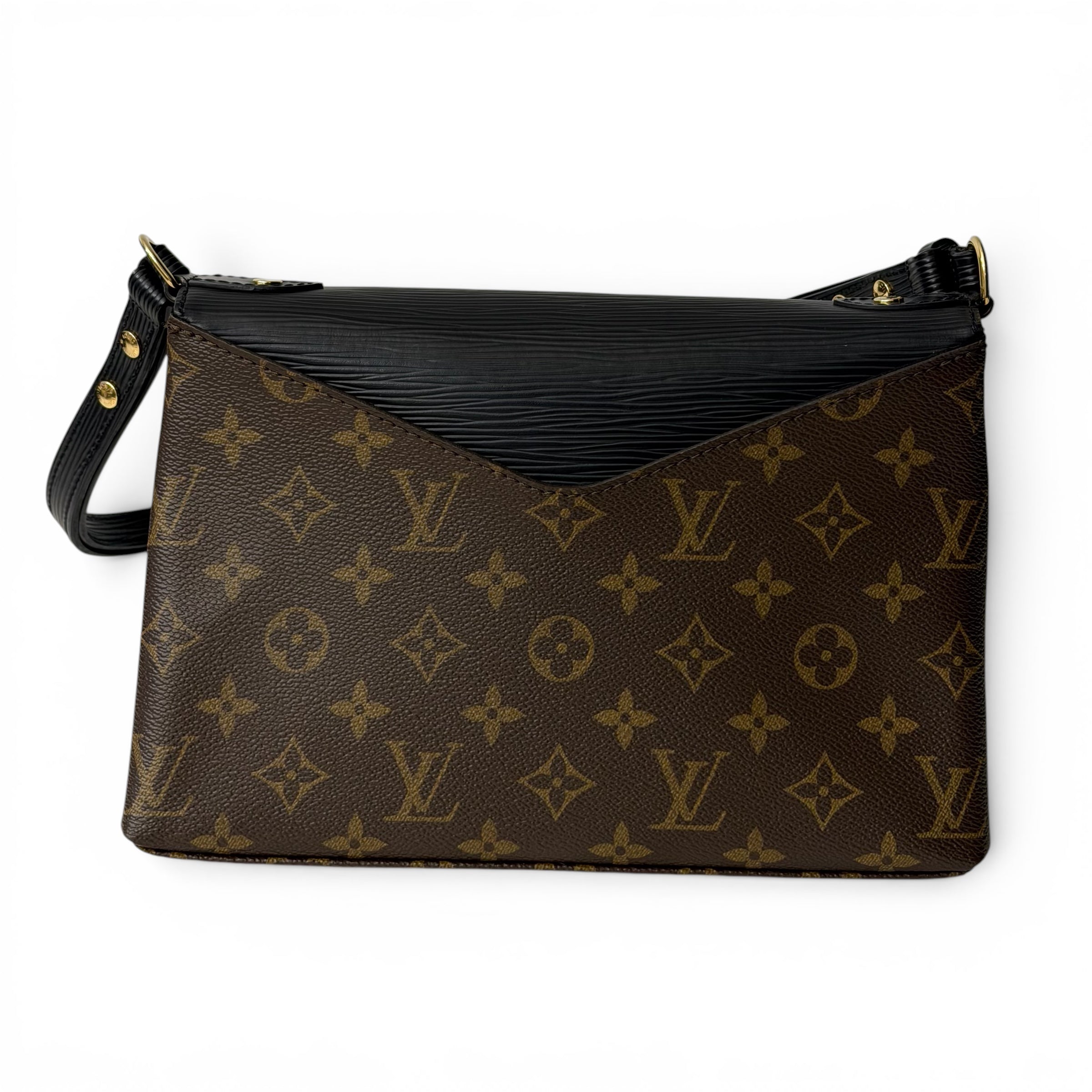 Louis Vuitton - Sac à main Saint Michel monogramme