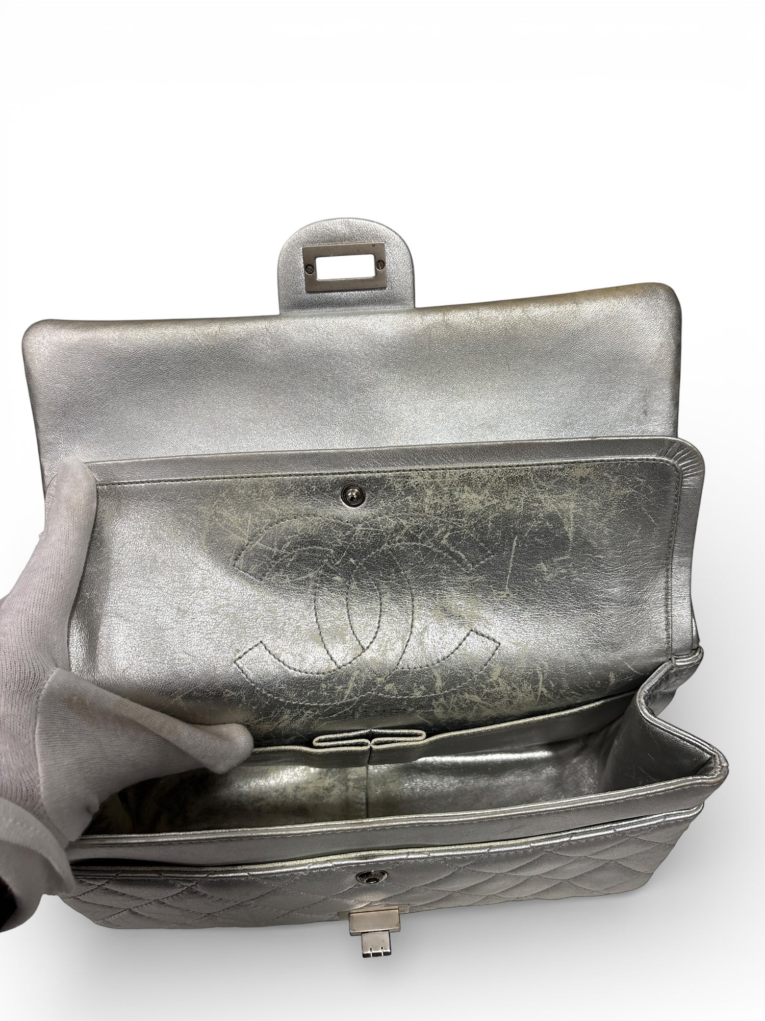 Chanel - Sac 2.55 Argenté | Les Folies d’Eugénie