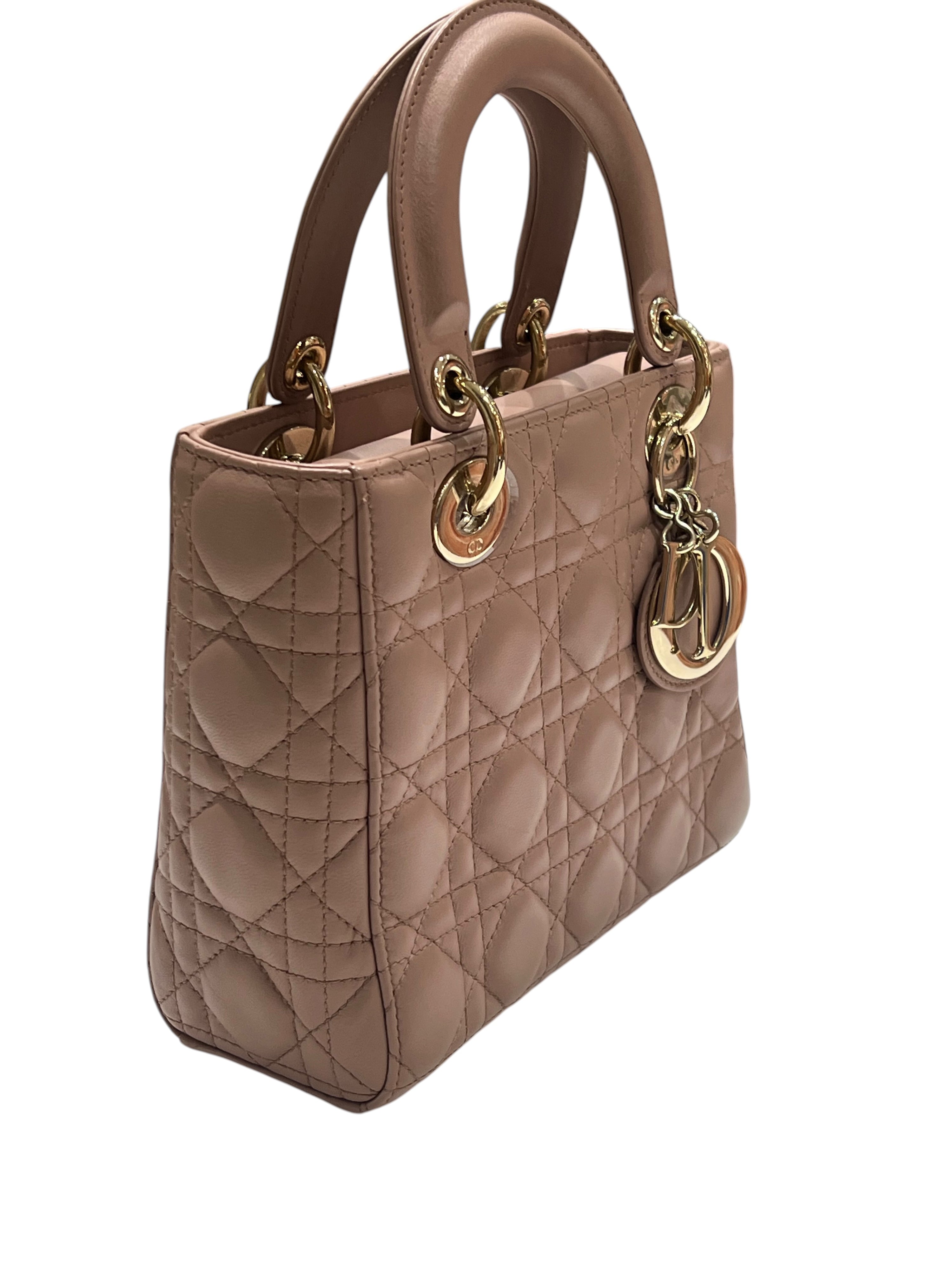 Dior – Lady Dior Small Tasche aus dunkel-nudefarbenem Leder