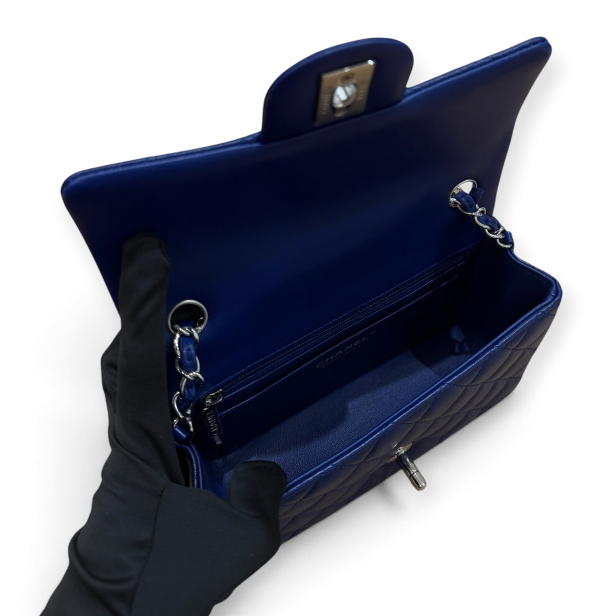 Chanel - Sac mini rectangulaire 20cm bleu