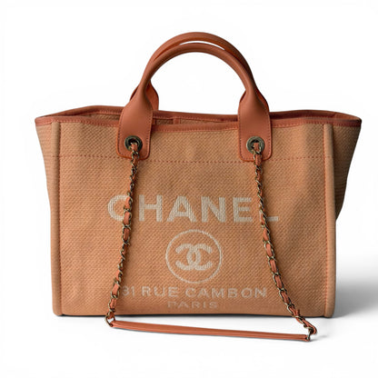 Chanel - Sac cabas Deauville saumon