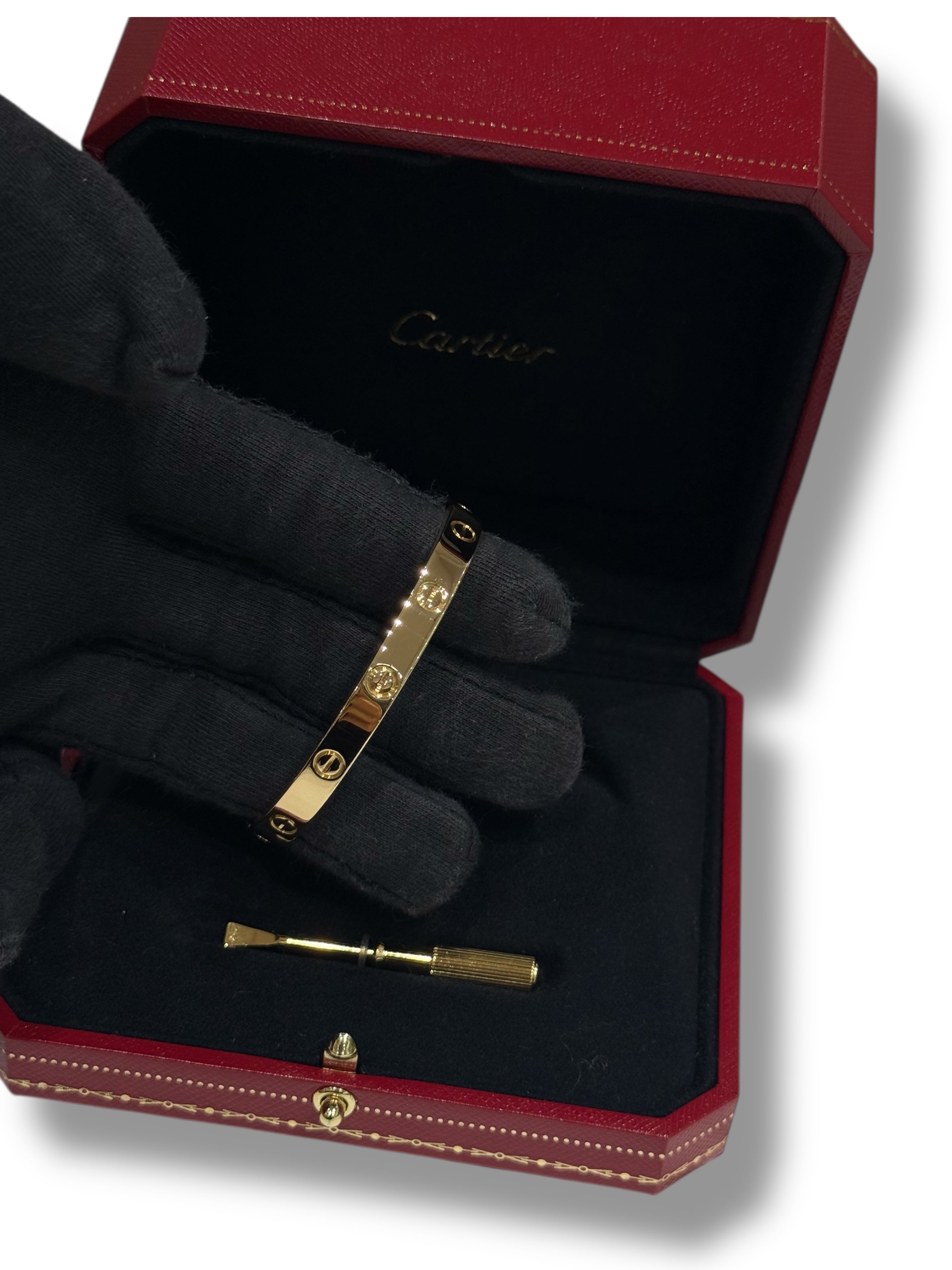Cartier - Bracelet Love classique or jaune T17