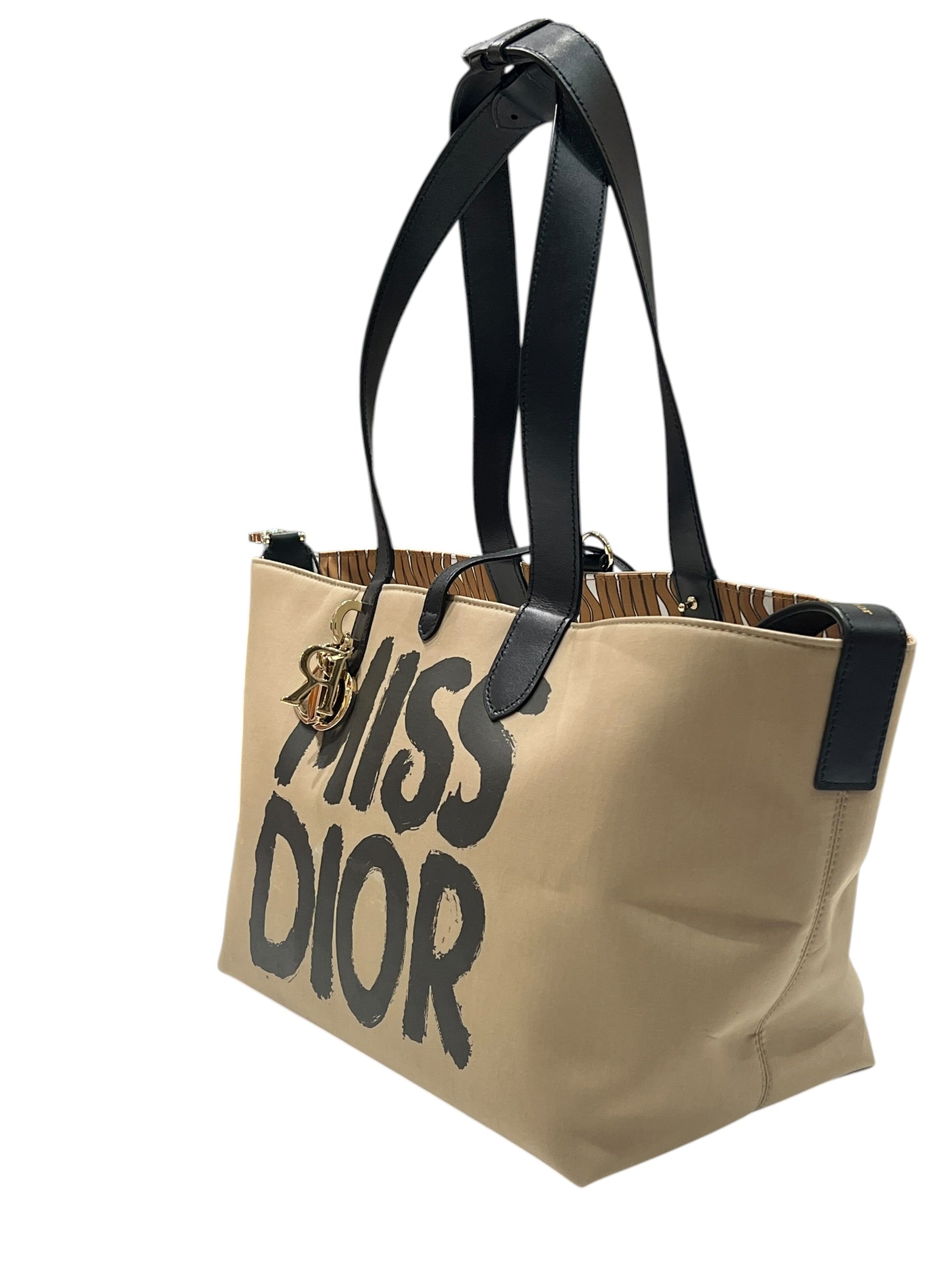 Dior - Cabas Dior toujours graffiti miss Dior