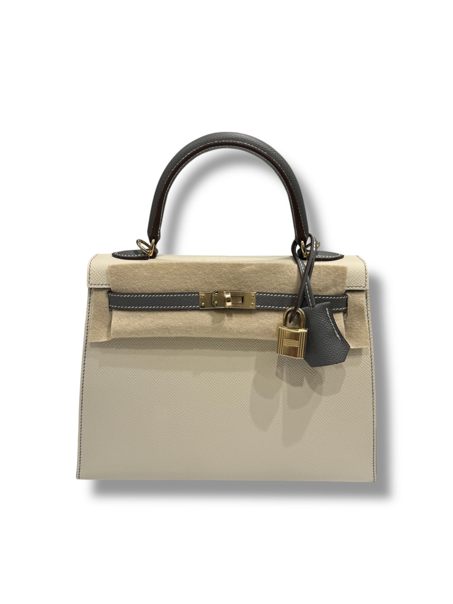 Hermès - Sac Kelly 25 Craie / Gris Meyer commande spécial