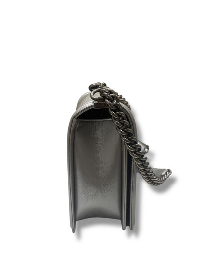 Chanel - Sac Boy 28 argenté