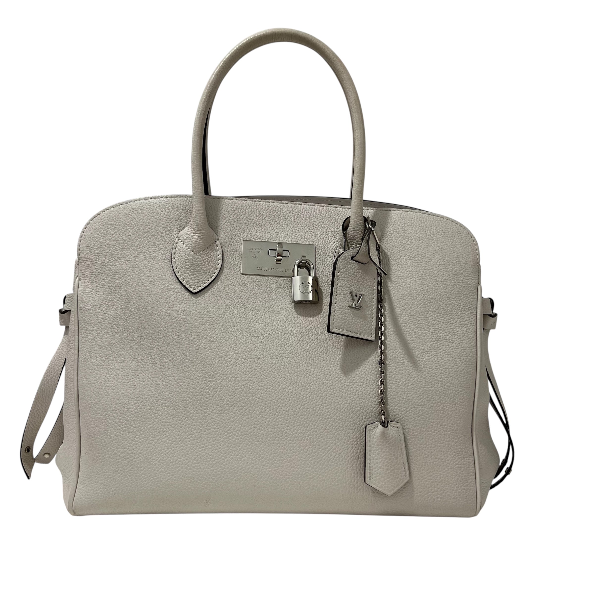 Louis Vuitton - sac Milla MM