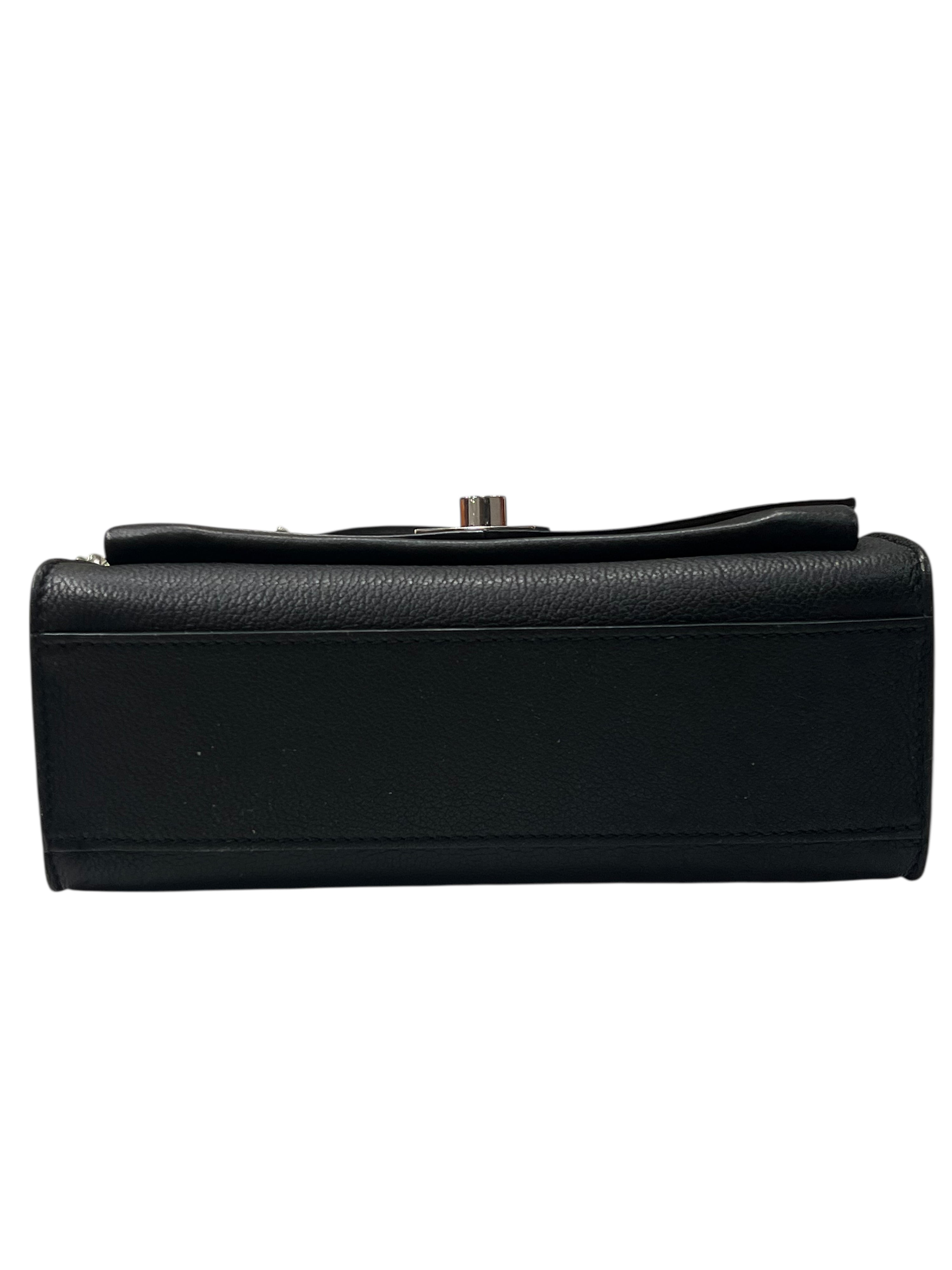 Louis Vuitton - Sac Lock Me en cuir noir et finition argenté