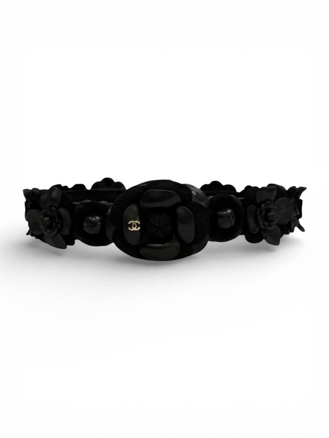 Chanel - Ceinture en cuir avec Camélias t.80