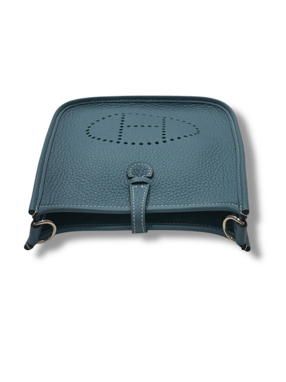 Hermès - Sac Evelyne 16 New Bleu Jean PHW | Les Folies d’Eugénie