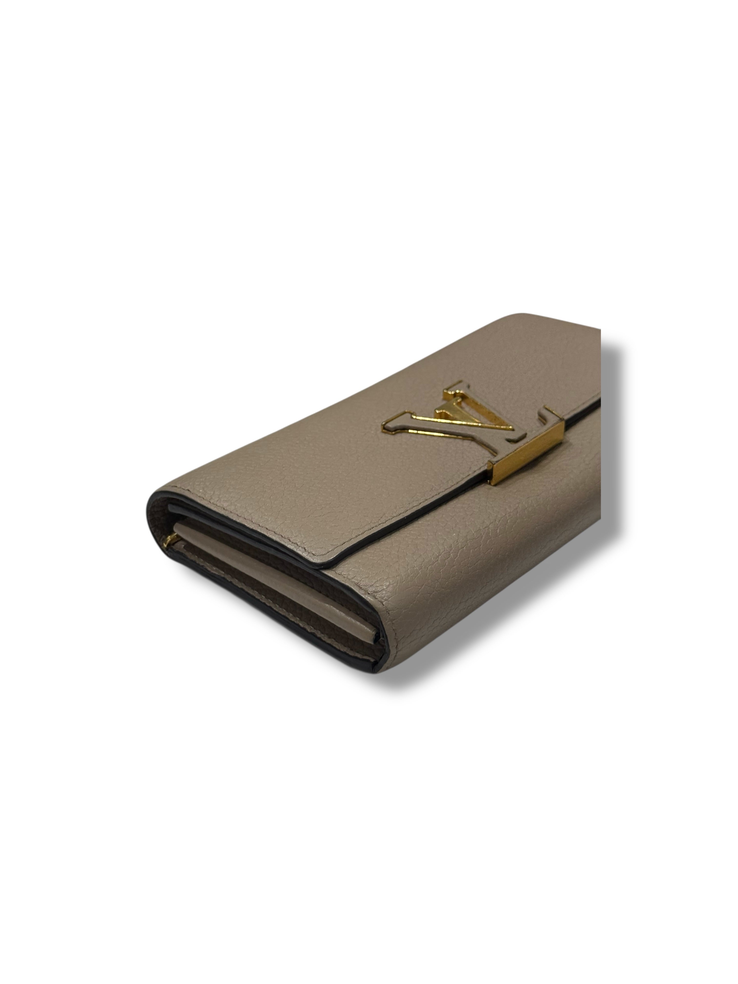 Louis Vuitton - Portefeuille Capucine Galet