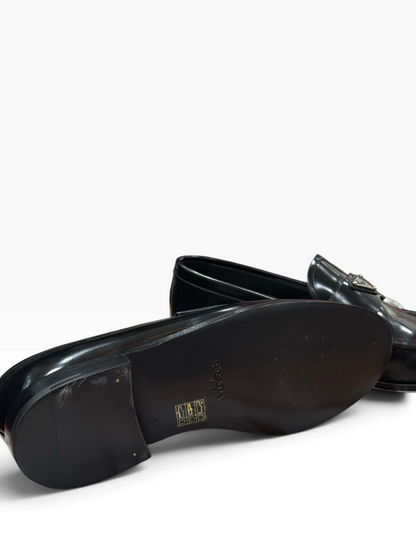 Prada – Mocassins noirs glacés – T40,5