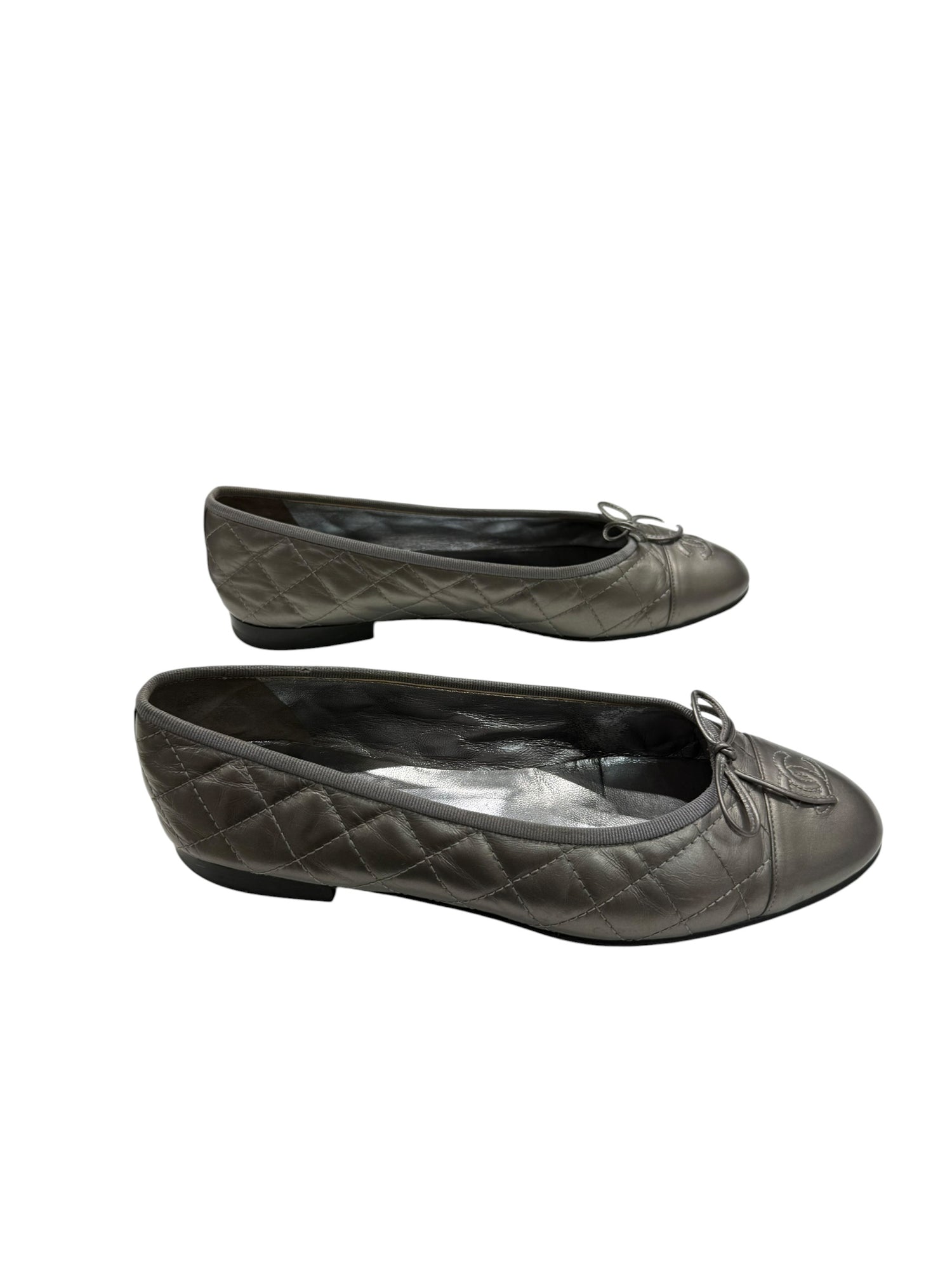 Chanel - Ballerines matelassées T40