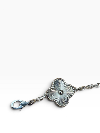Van Cleef &amp; Arpels - Bracelet Vintage Alhambra 5 motifs or blanc Guilloché