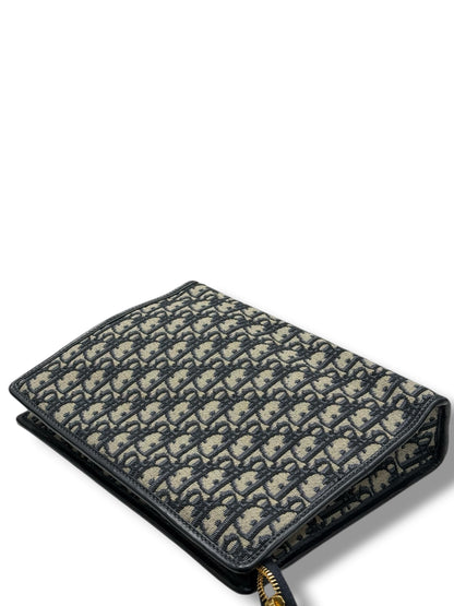 Dior - Pochette Dea 30 Montaigne